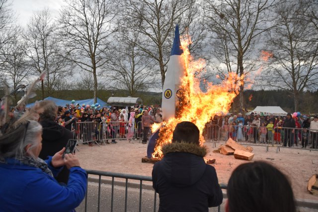 25-04-12-19H39-DSC_0868